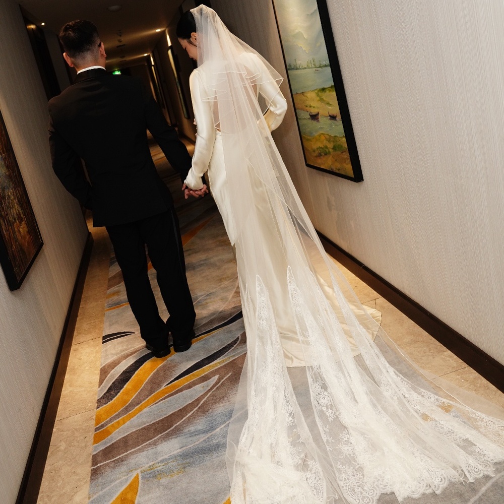 For Love and Lemons floor length veil